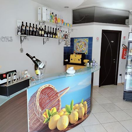 Costa Costa Rooms Sant'Egidio del Monte Albino Buitenkant foto