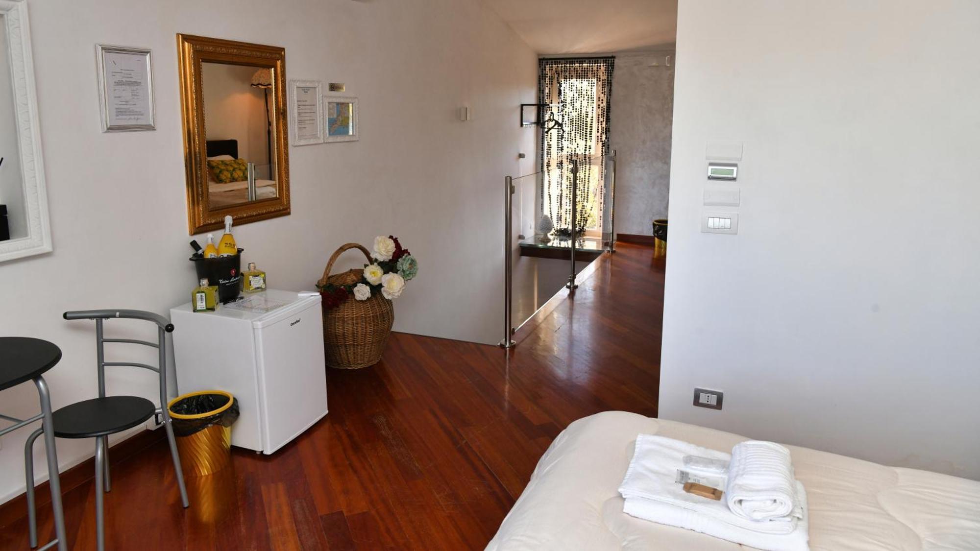 Costa Costa Rooms Sant'Egidio del Monte Albino Buitenkant foto